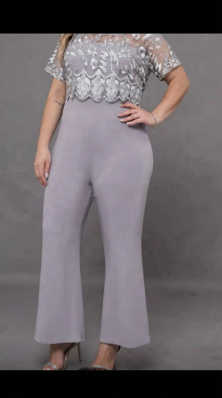 Enterizo Gris con Bordado Superior. Talla 2XL el pantalón elastiza's foto | Bellari |  BizneCubano